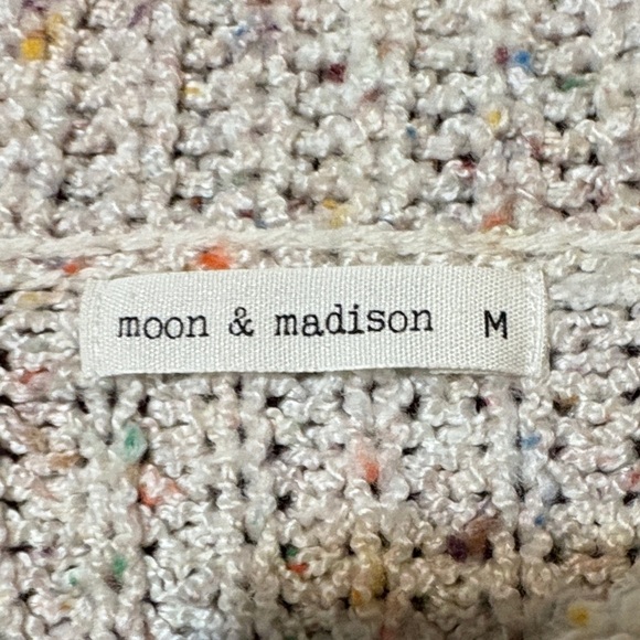 moon & madison Speckled Knit Cowl Neck Cropped Sweater - Cream- Size M - Picture 4 of 9